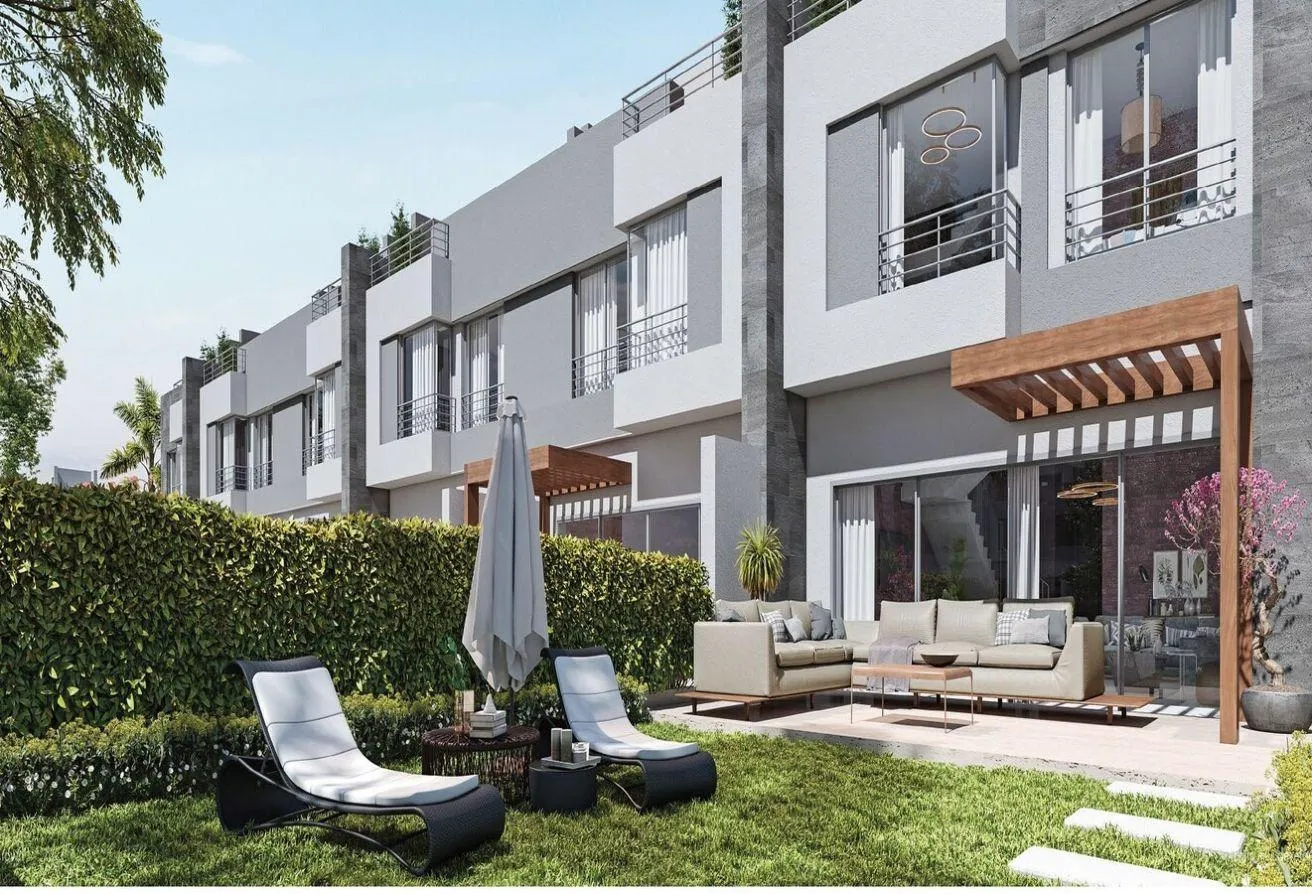 Sale in The Crown: Twinhouse 3 bedrooms for resale in The Crown