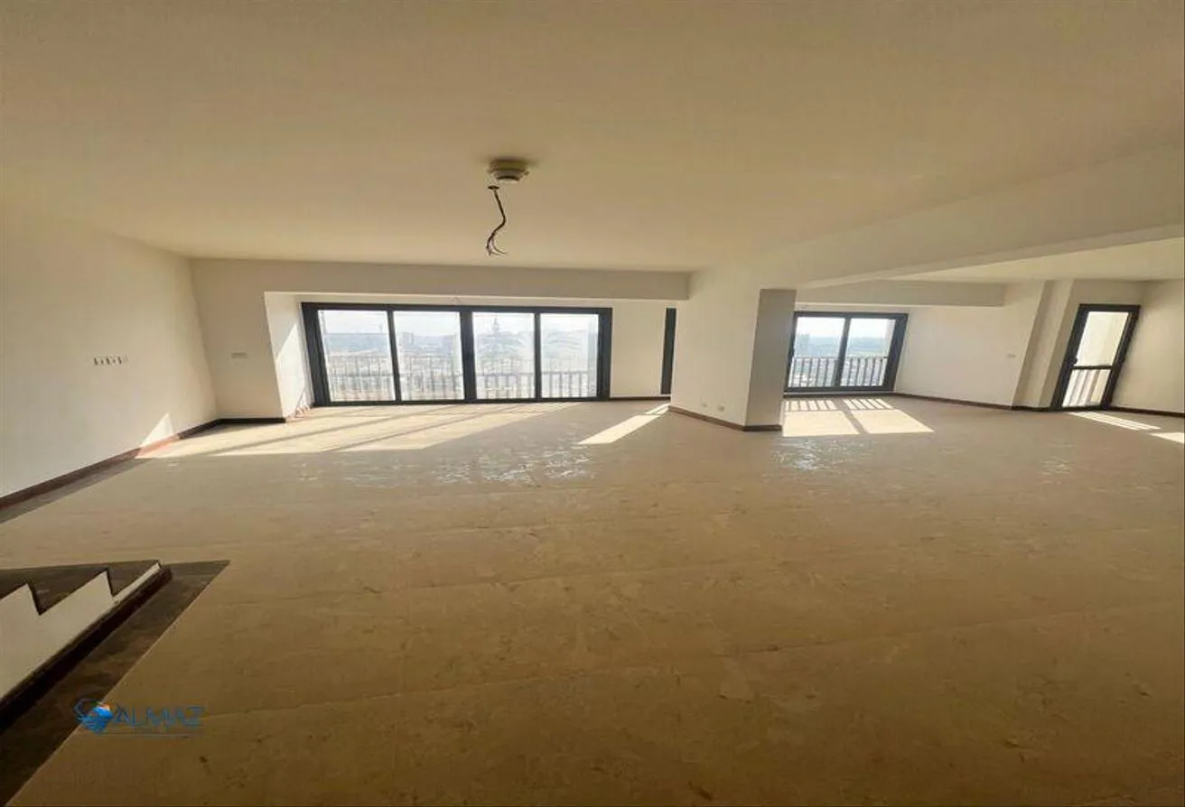 Sale in Porto New Cairo: Duplex for sale in Porto New Cairo Compound
