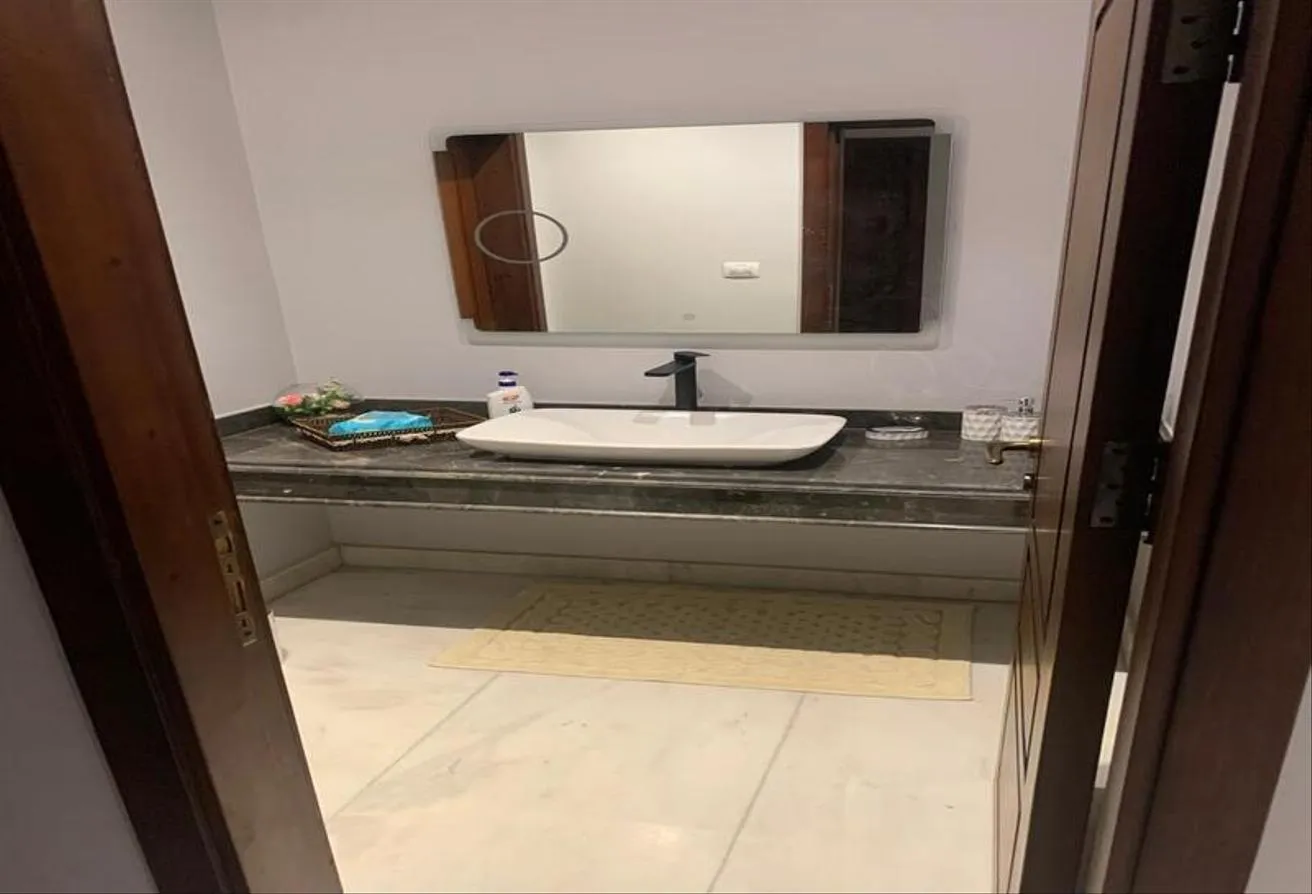 Rent in Patio Al Zahraa: wonderful open view and private swimming pool