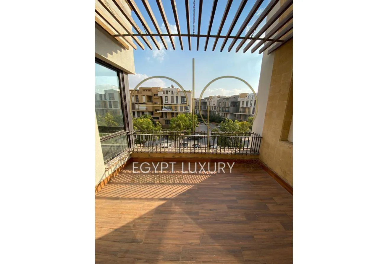 Rent in The Courtyard: wonderful townhouse for rent Westtown kitchen AC .