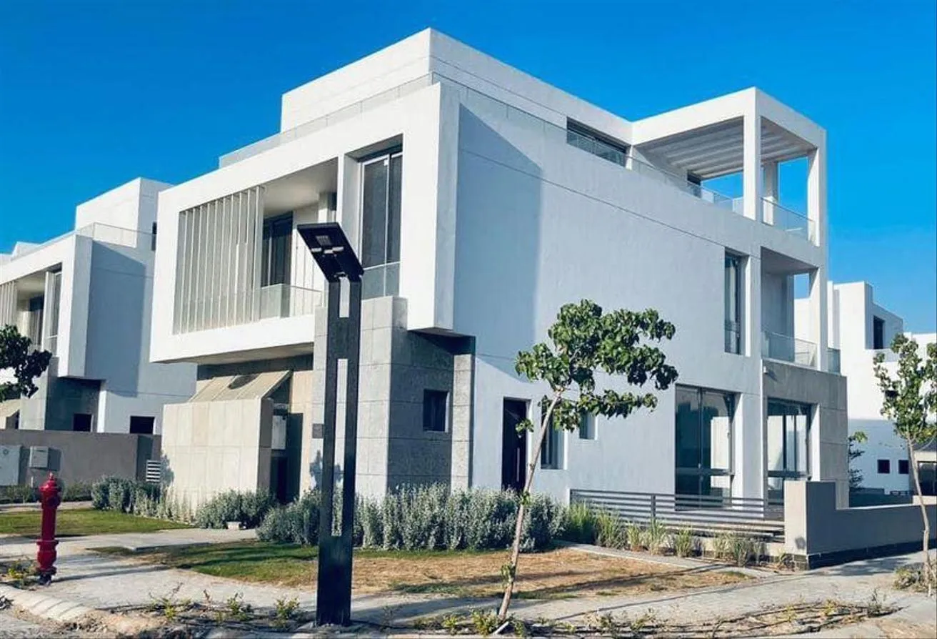 البيع في جولز: فيلا مستقله بسعر مميز فى جولز بجوار نيو جيزه 