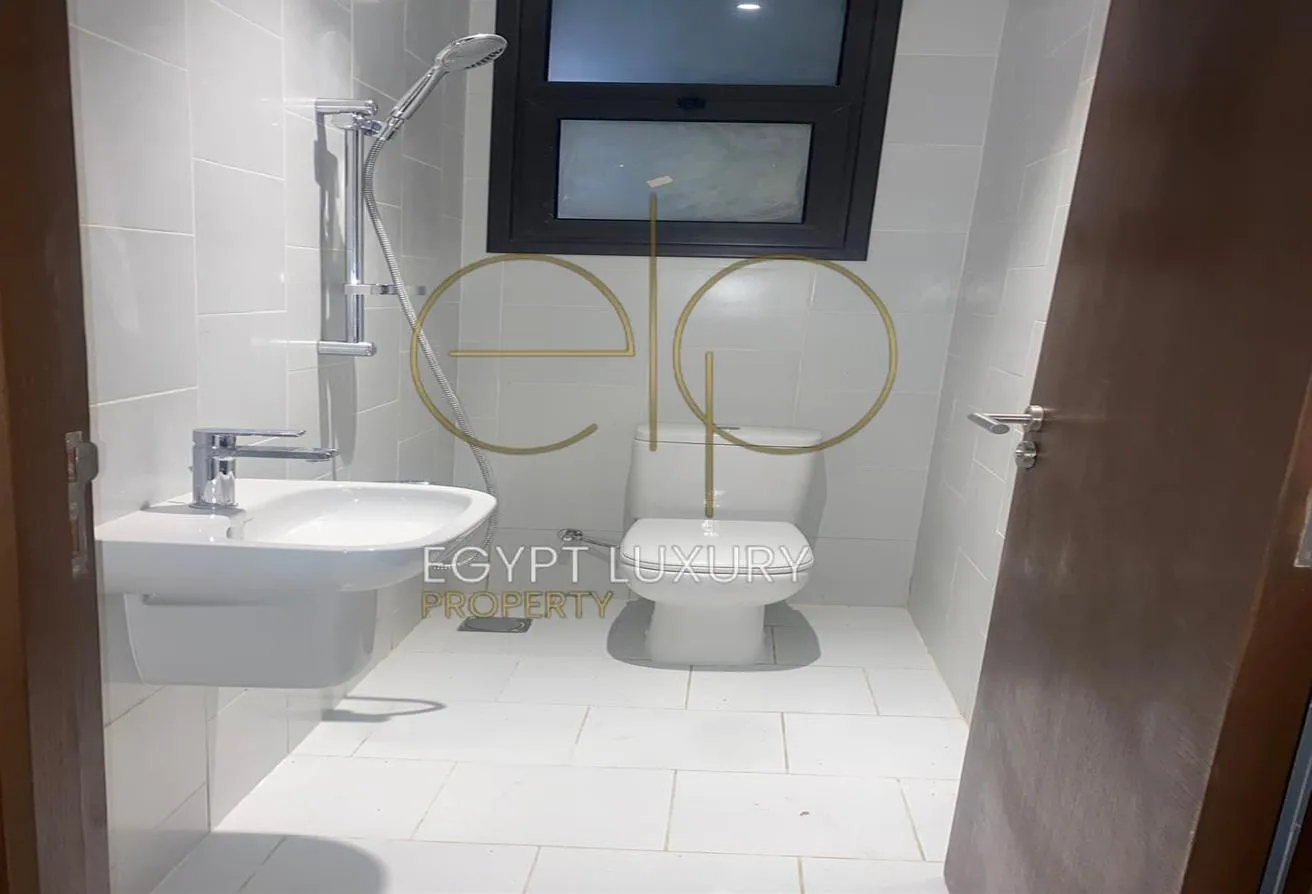 Sale in Westown: Corner Townhouse Fully Finished Prime Location