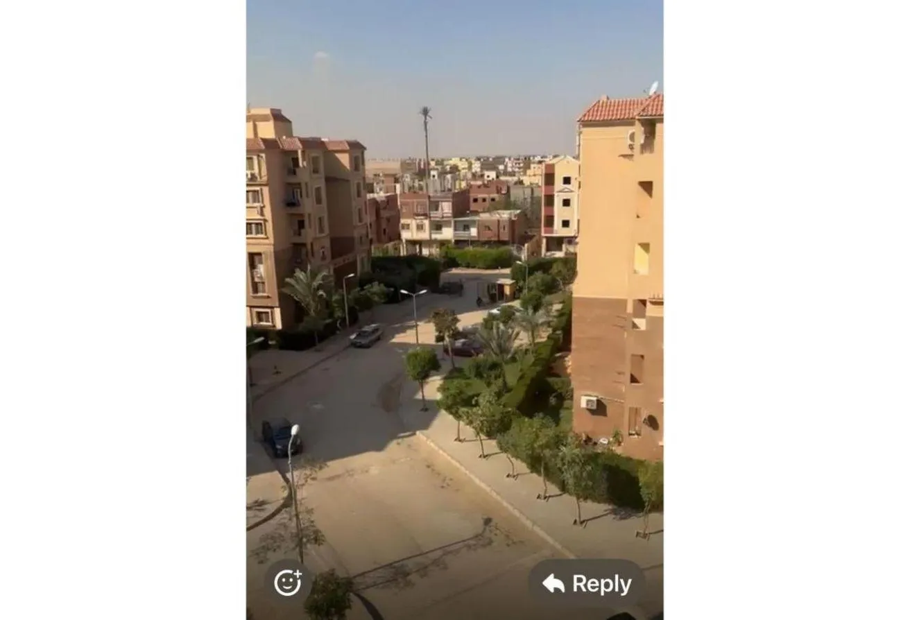Sale in Italian Square: محل للبيع في 6 اكتوبر حدائق اكتوبر. فرصة حلوة