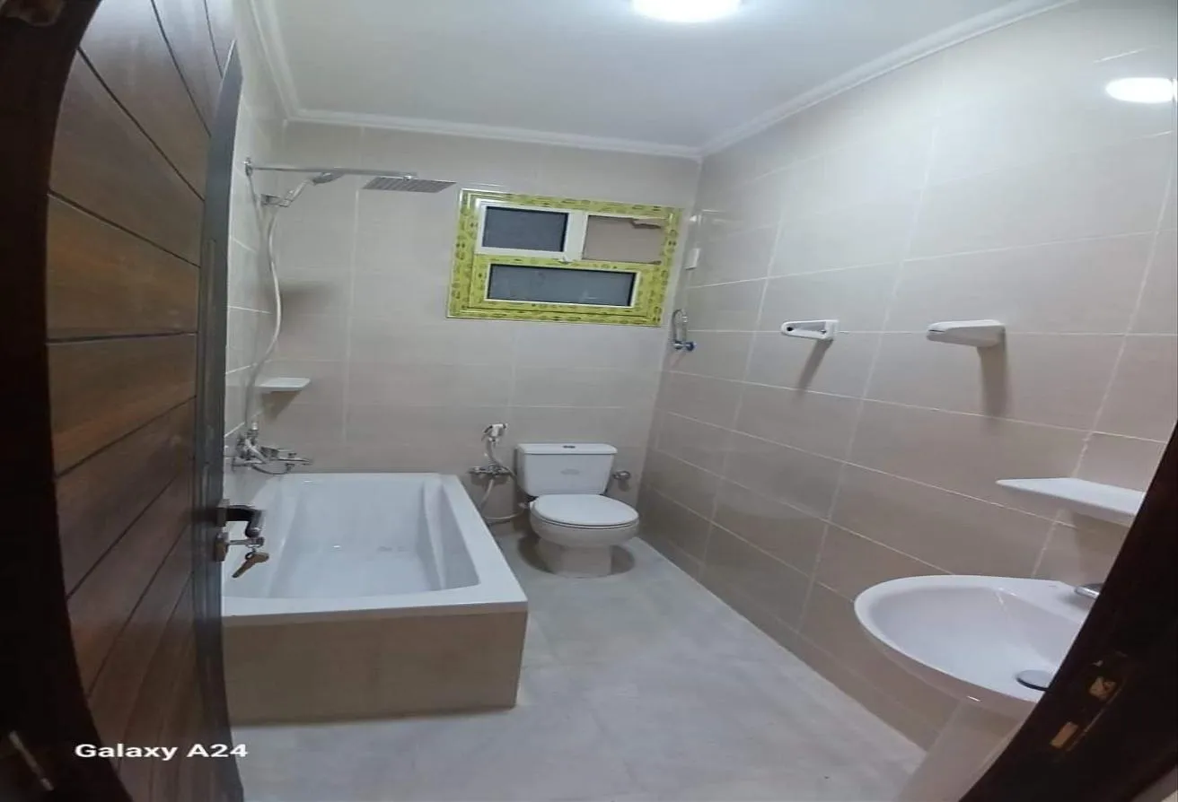 Rent in 2nd District: للايجار شقه 200 م سوبر لوكس بالمطبخ والتكيفات