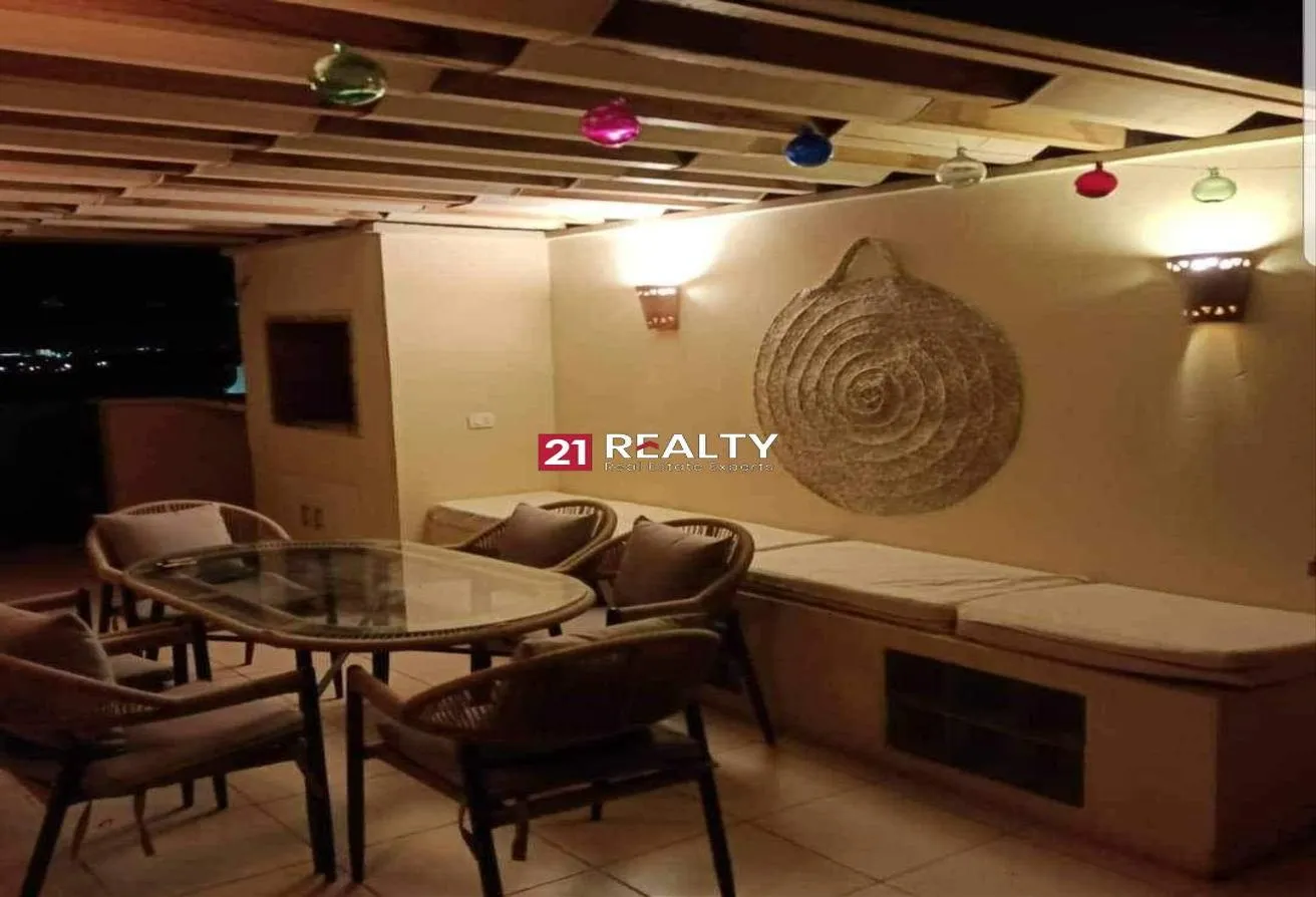 Gallery Image 8
