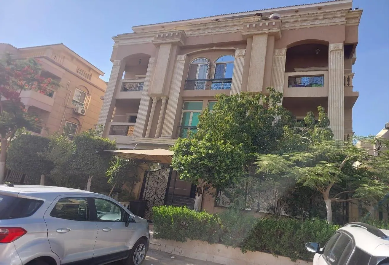 Sale in El Yasmeen 6: 200m Furnished Apartment in El Yasmine 6 New Cairo