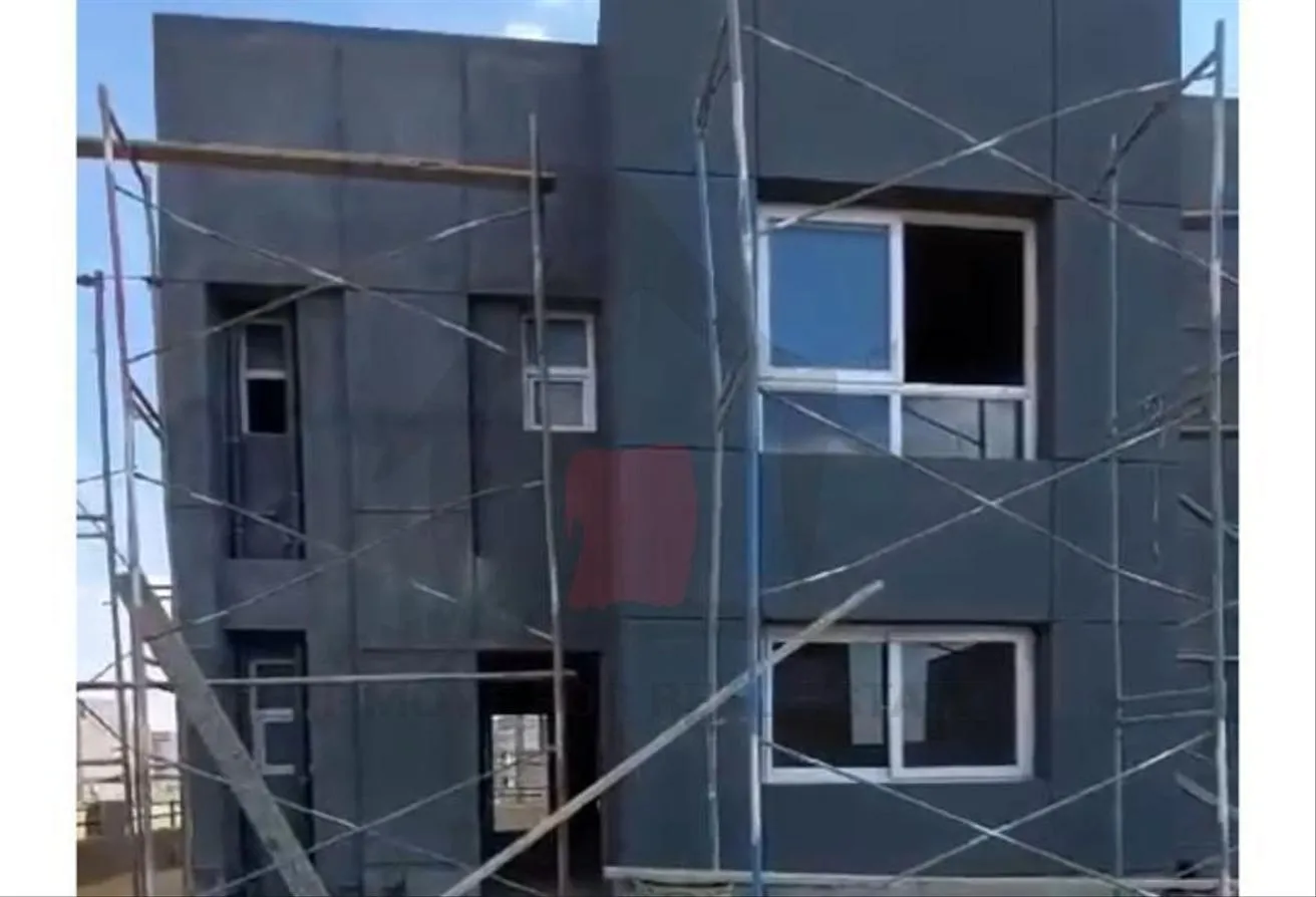 Sale in Kayan: بنتهاوس روف للبيع اقساط نصف تشطيب كيان