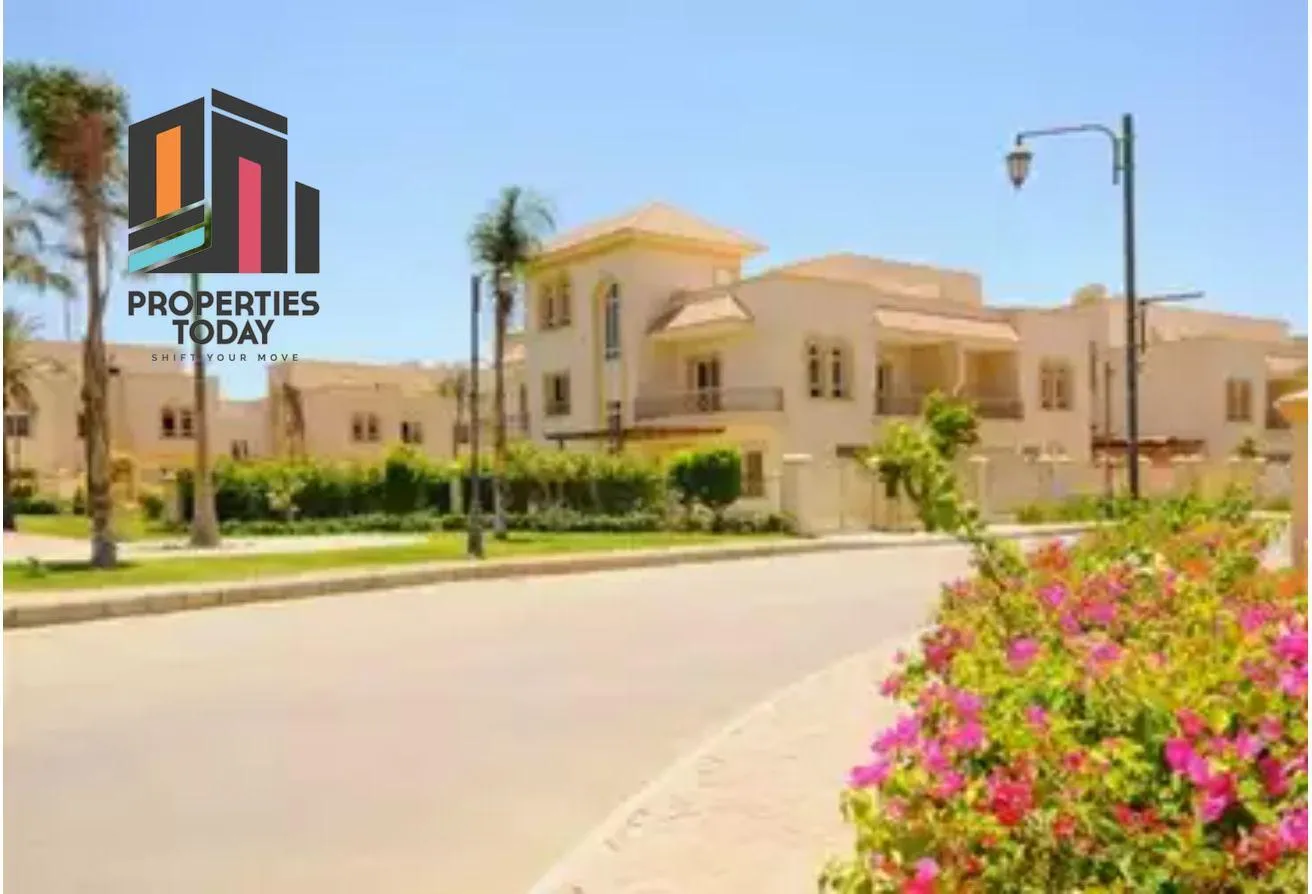 Sale in Greens: Twin house For sale Fully Finished In Greens