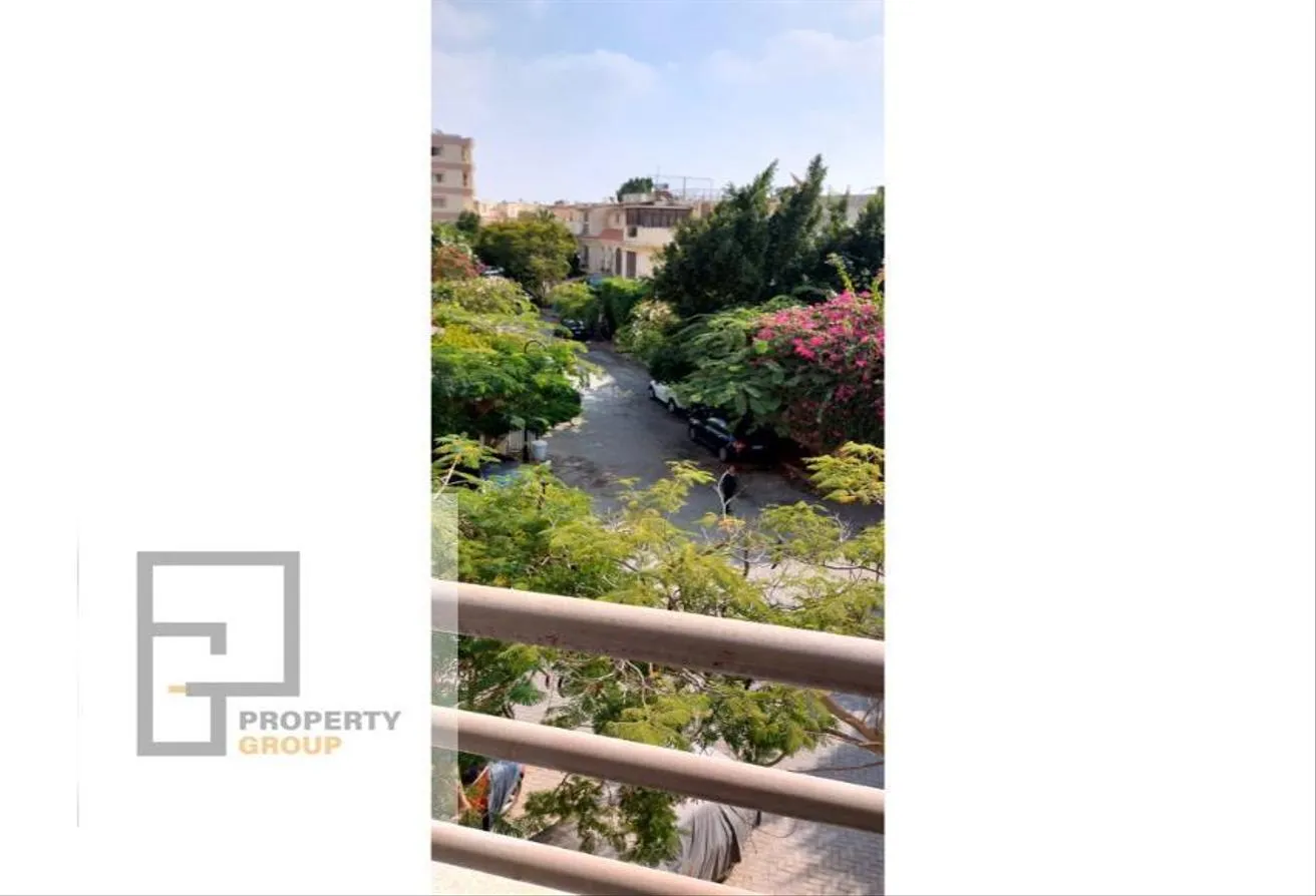 Sale in Zayed 2000: Under market price for quick sale from owner