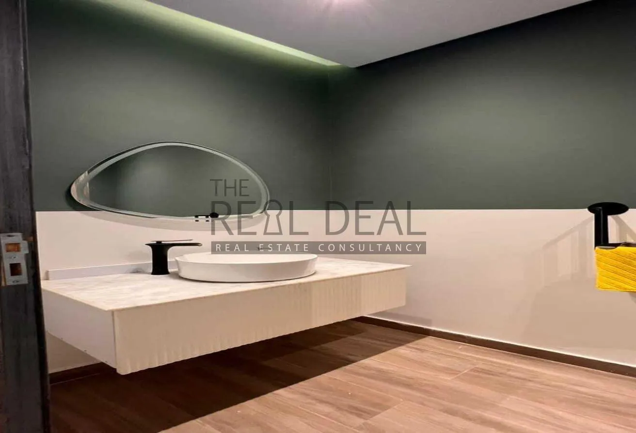 Gallery Image 13