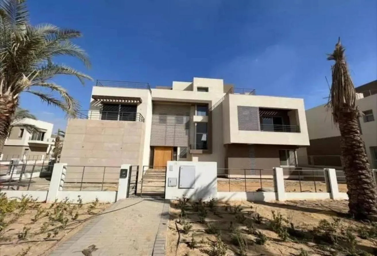Sale in Palm Hills Golf Views: Villa over 12y from Palm Hills priced below market