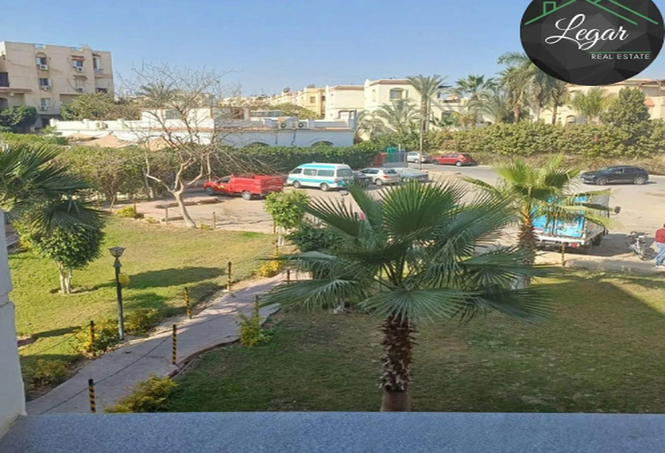 البيع في حدائق المهندسين: للبيع محل في كمبوند حدائق المهندسين سعر مغري 
