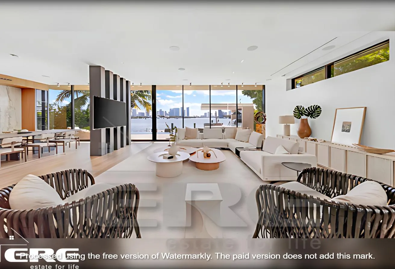 Sale in Acasa Mia: Investment opportunity, 3-bed apartment- 5% down