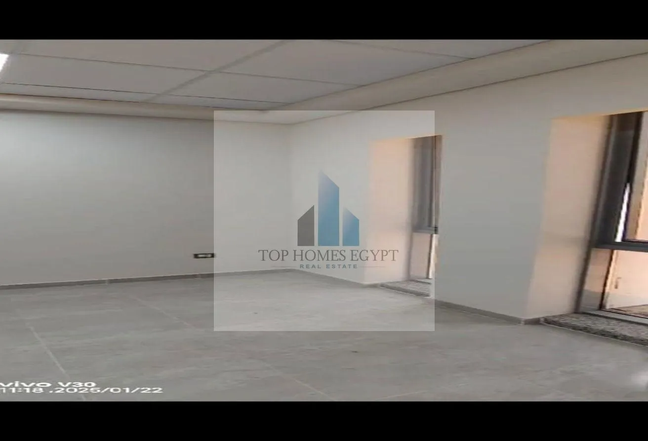 Rent in X Mall: Office for rent 55m in El Banfsag - 5th Settlement