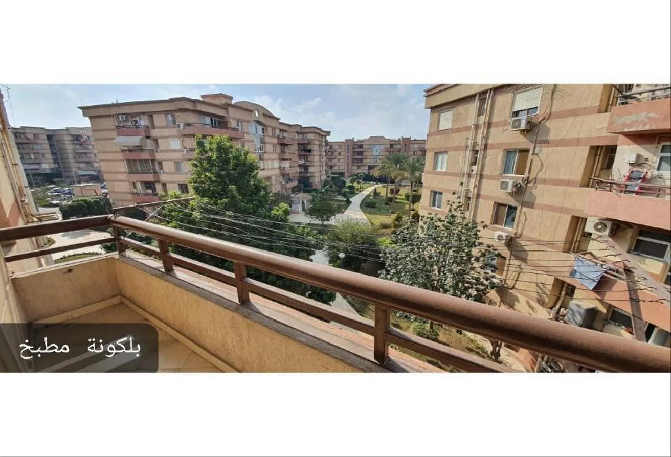 Sale in Rehab City Forth Phase: شقه للبيع فى مدينة الرحاب مساحه ٣٠٠ متر