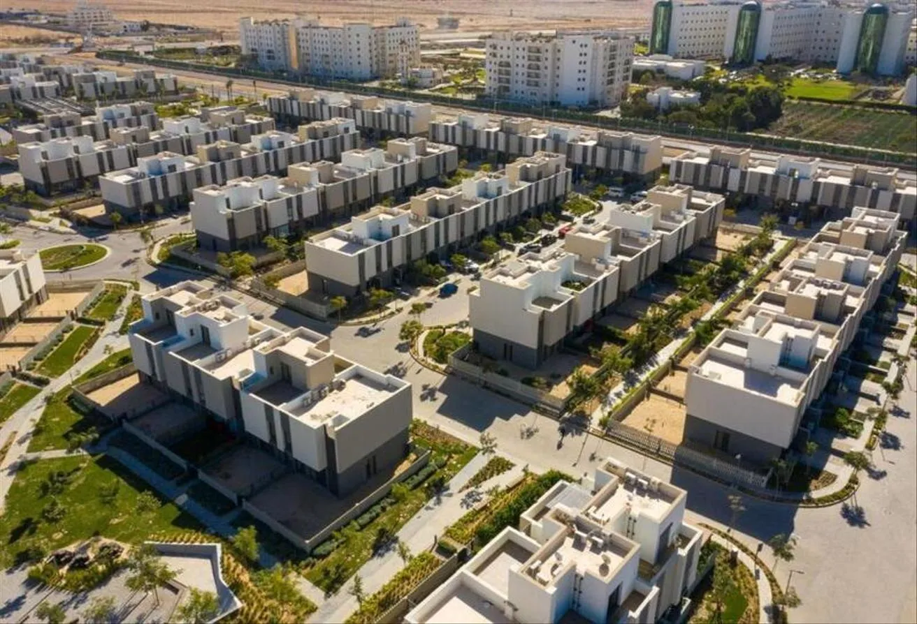 Sale in Al Burouj Compound: Fully finished   Ready to move  prime location