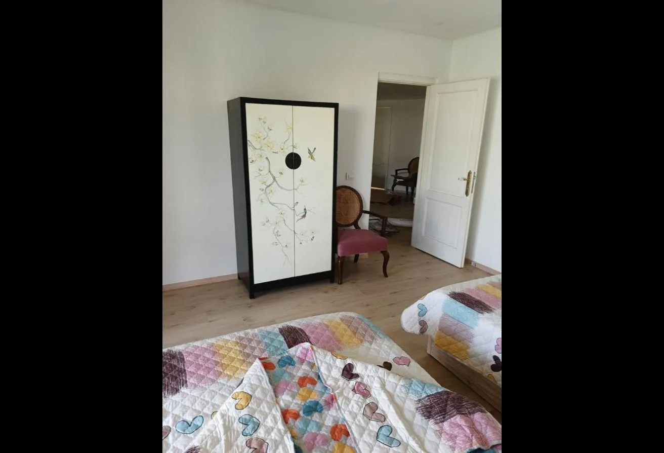 Gallery Image 6