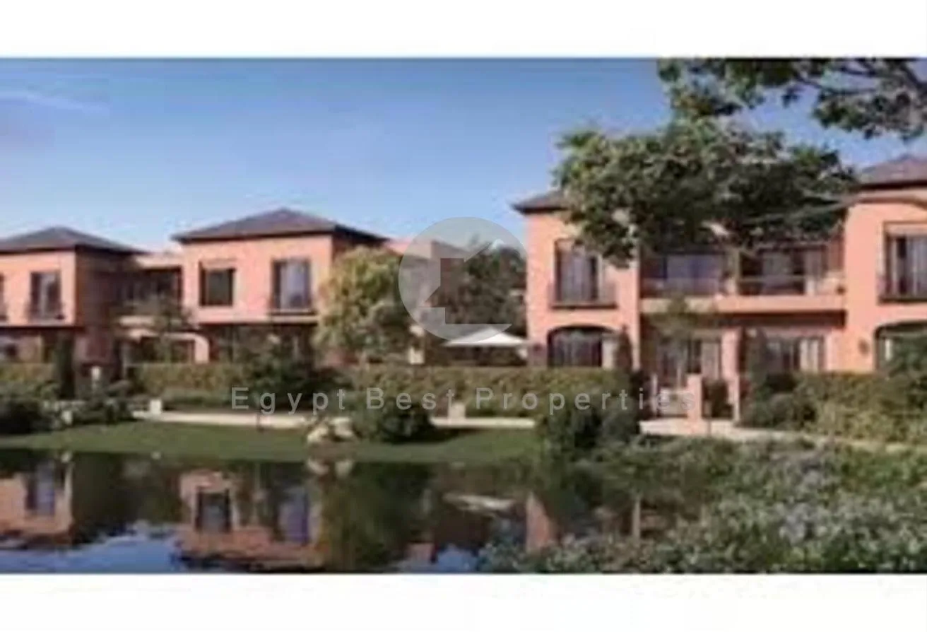 Sale in Kayan: Townhouse resale Ready to move +Lowest total price
