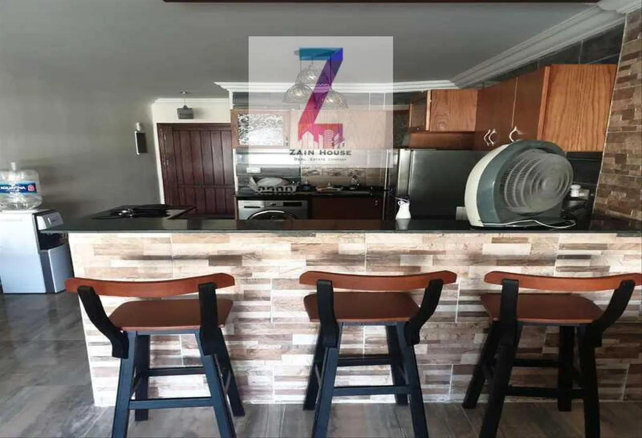 Sale in Stella Heights: A chalet in Stella, third floor, very excellent fi
