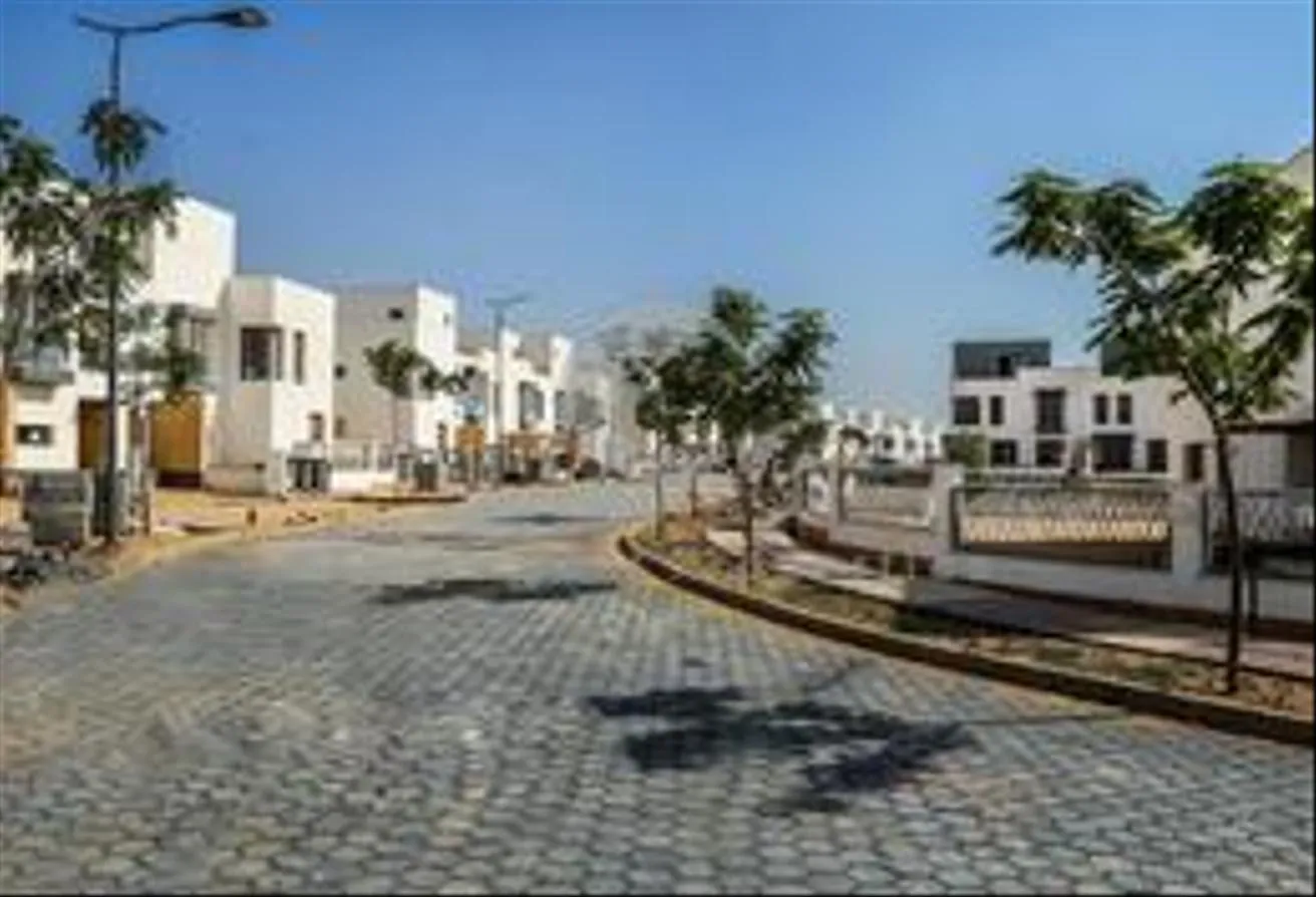Sale in Villette: Duplex Garden 200 M For Sale in Villette Sky Condo