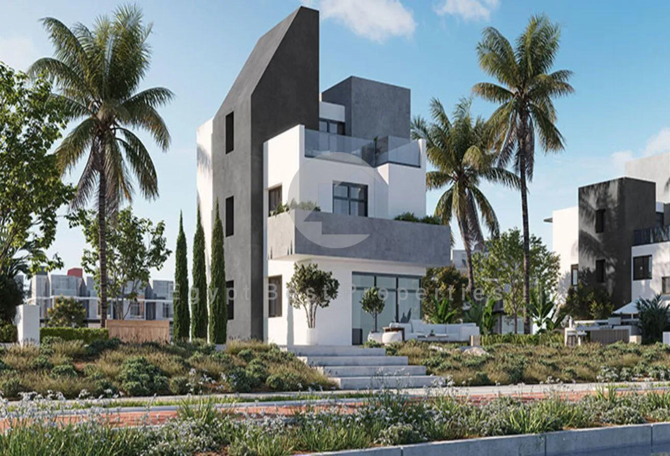 Sale in Rivers: Villa 5 Beds Lake View With 10 Year Payment Plan