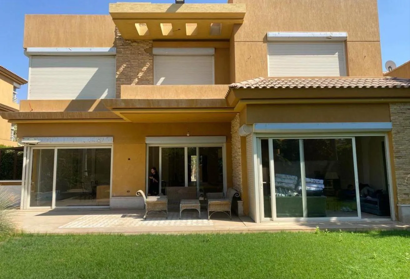 Rent in Jeera: Jeera Shk. Zayed, prime villa 3 beds f. furnished