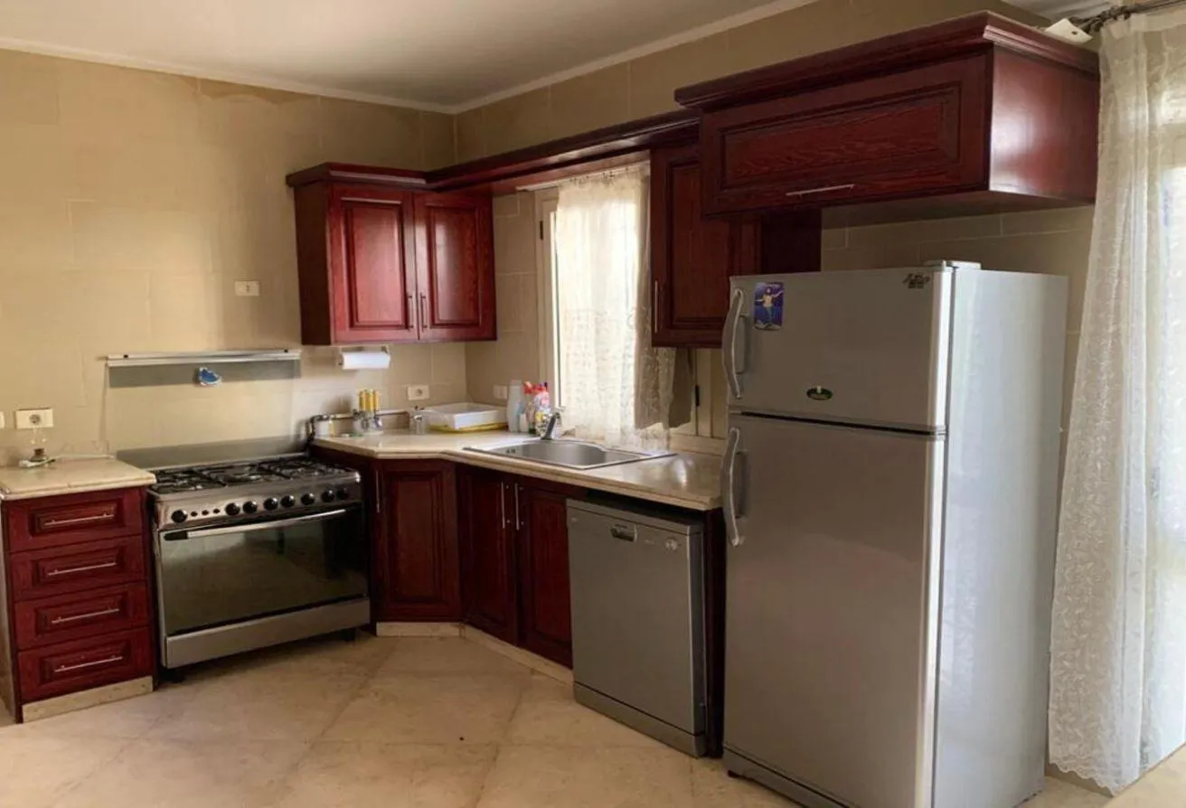 Sale in Gardenia Park: Villa semi finished for sale Gardenia park October
