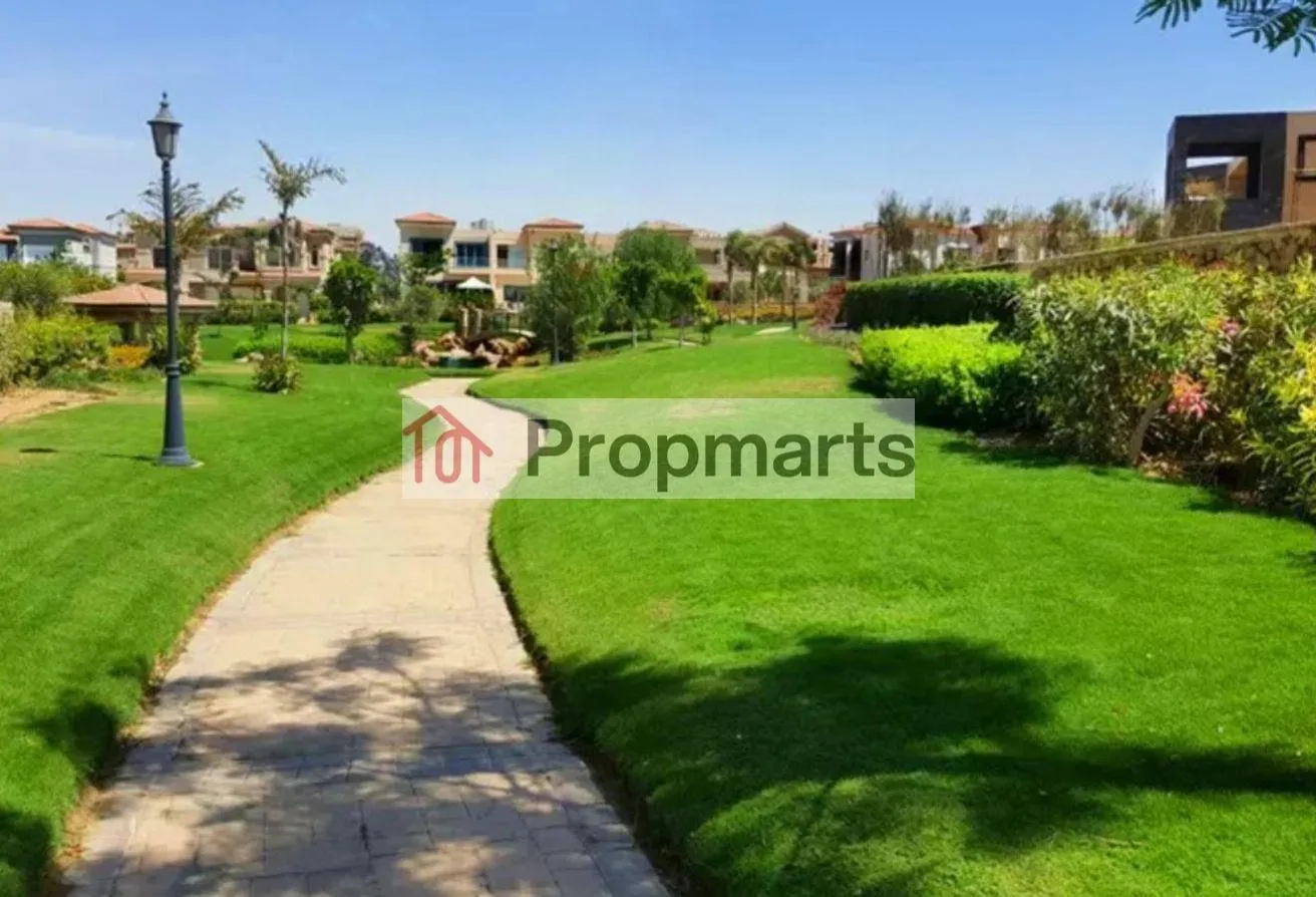 Sale in Lake View: Luxuries Stand Alone Villa in Lakeview for Sale