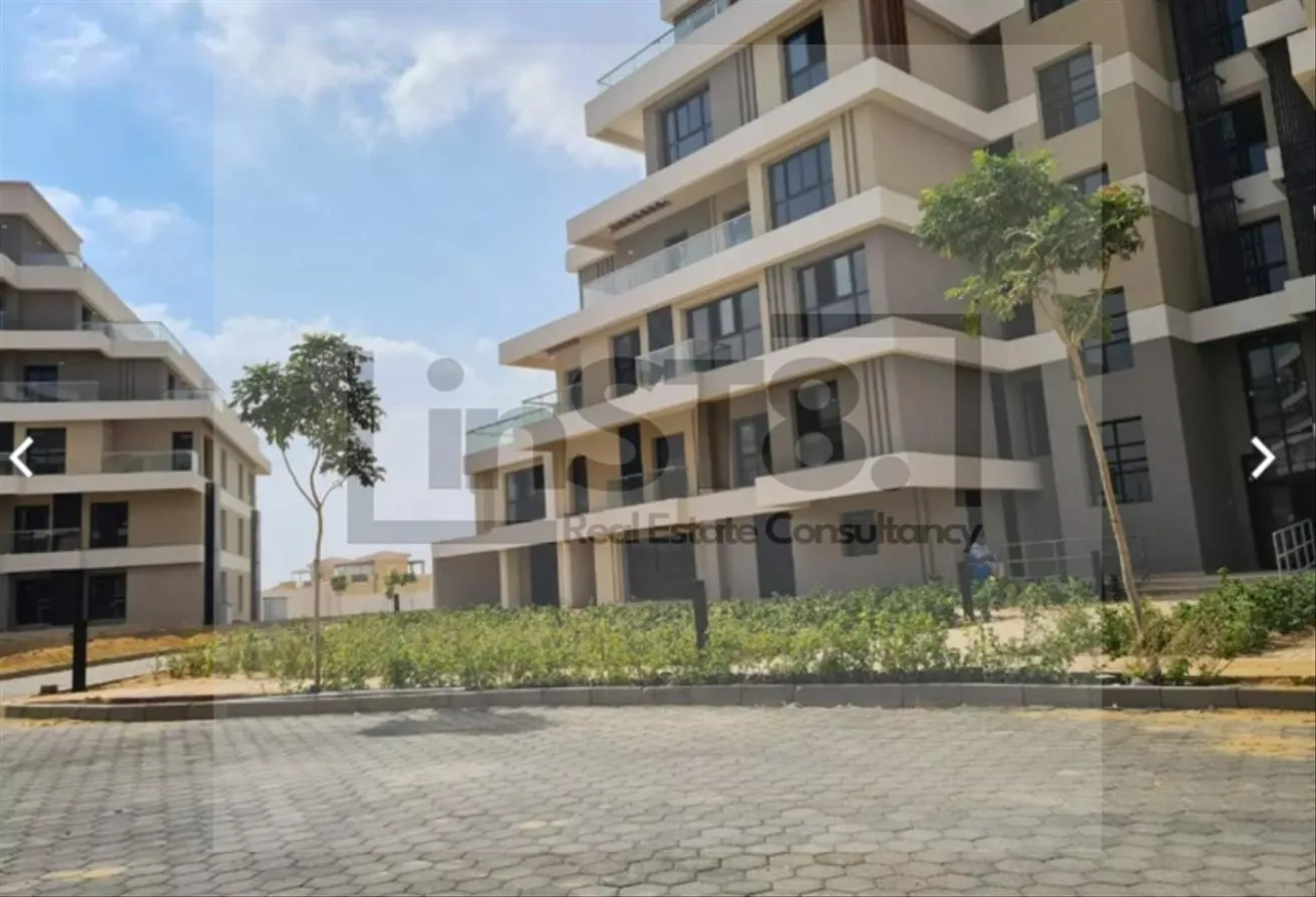 Sale in Villette: Luxury furnished duplex for rent in Eastown Sodic