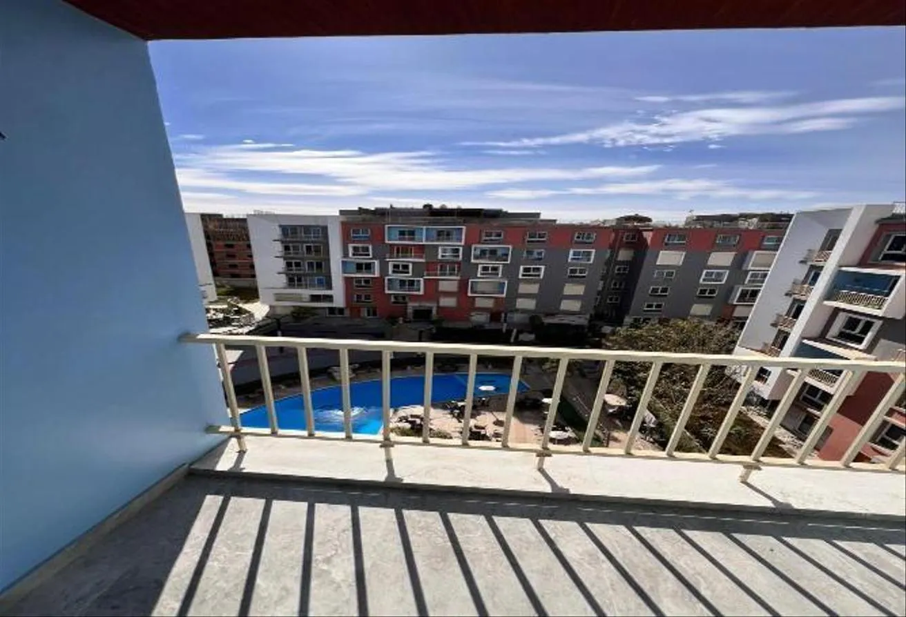 Sale in Amorada: Apartment 155m RTM  Finished With Air Conditioners