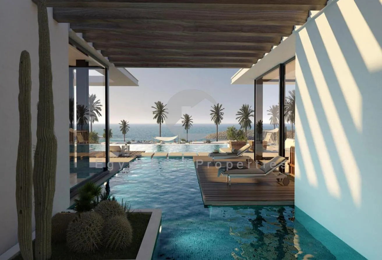 البيع في قطامية كوست: Luxurious 3 Bedrooms Chalet, Very Premium Location 