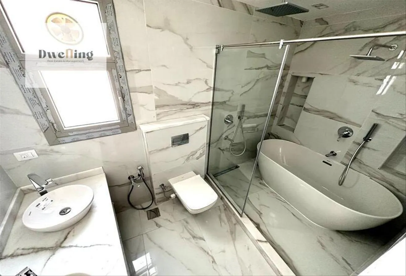 للايجار في كمبوند فيلدج جاردن القطامية: Penthouse for RENT in VGK 1 