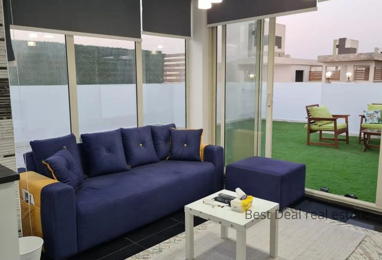 Sale in Kenz: For sale a studio with roof in Kenz Compound Elwahat Road 6 October