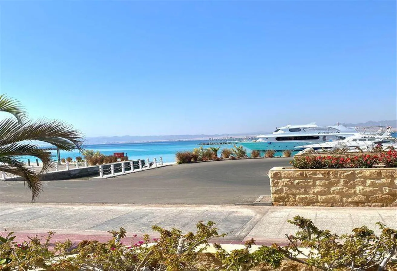 Sale in Blanca Gardens: 3BDs Penthouse-Close To Beach-7 Years Installments