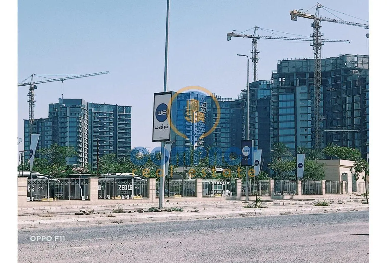 Rent in 5th District: Prime location, great view, super deluxe finishing
