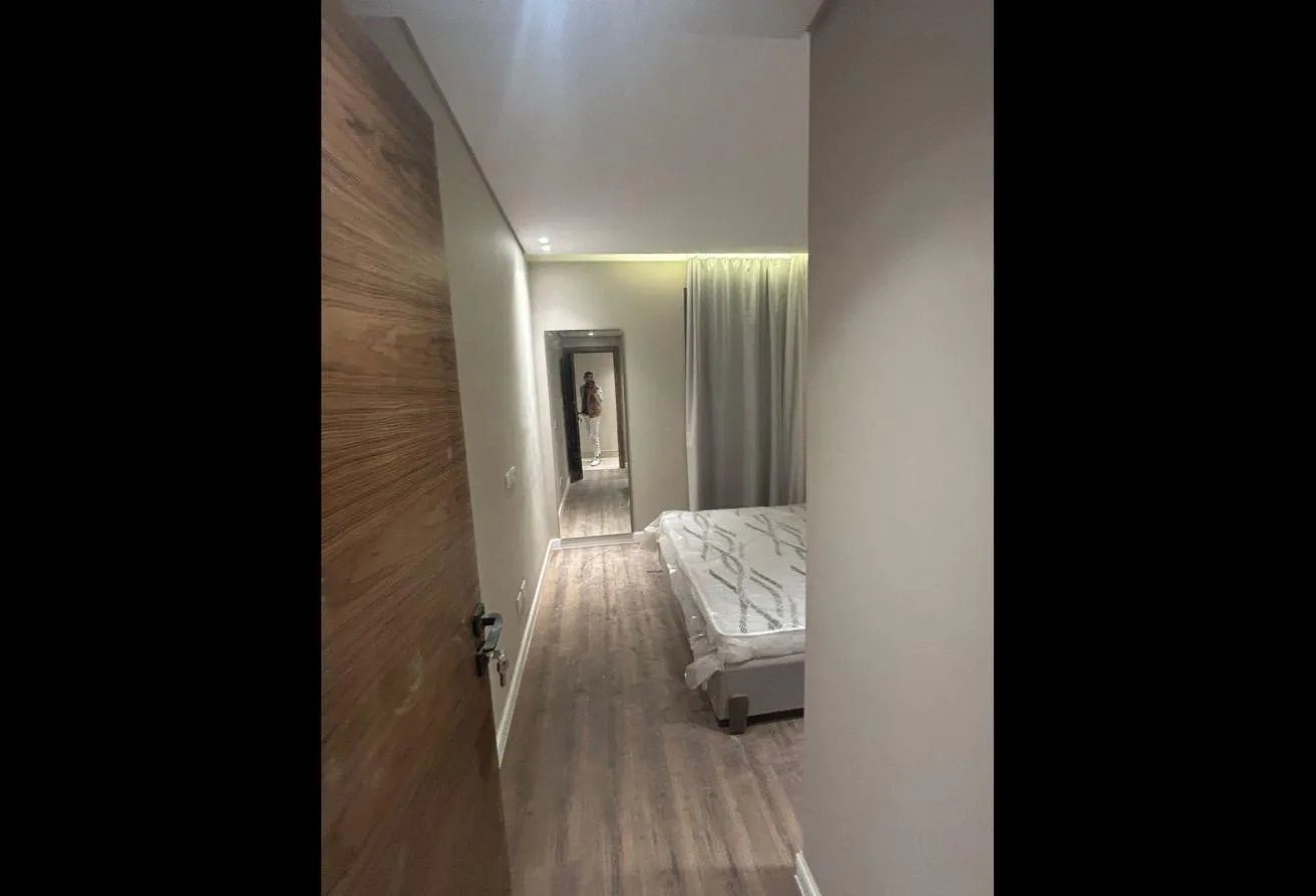 Gallery Image 16