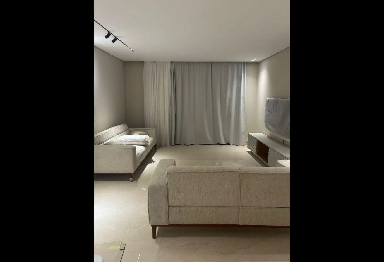 Gallery Image 17
