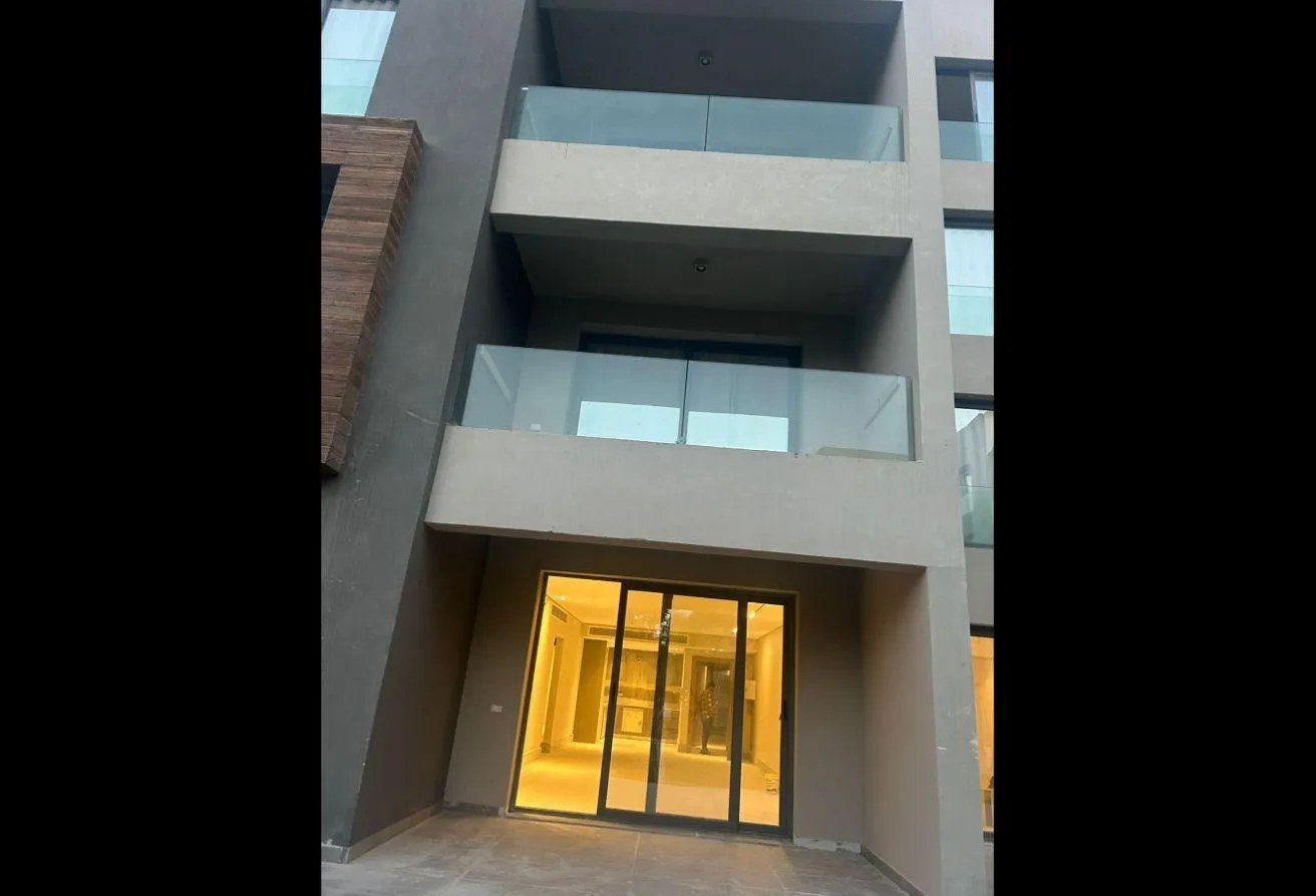Gallery Image 22