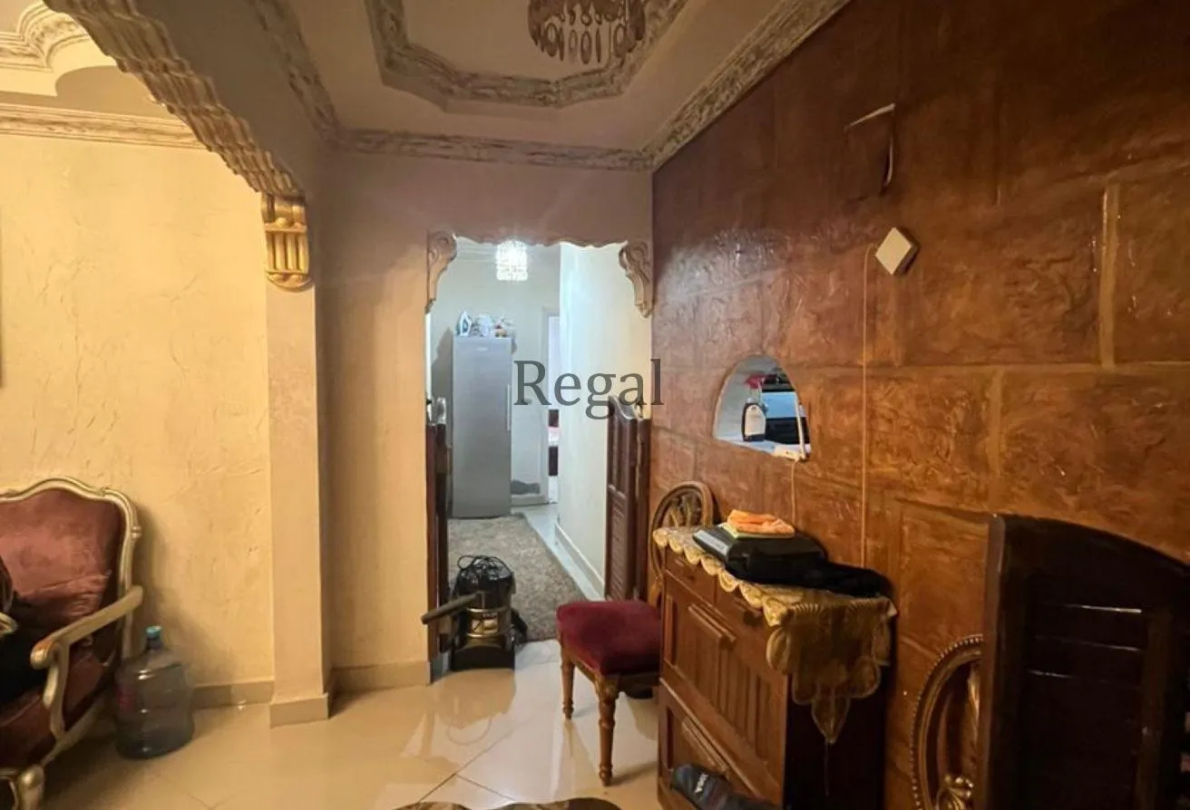 Sale in Belva: A distinguished location with ashare in the garage
