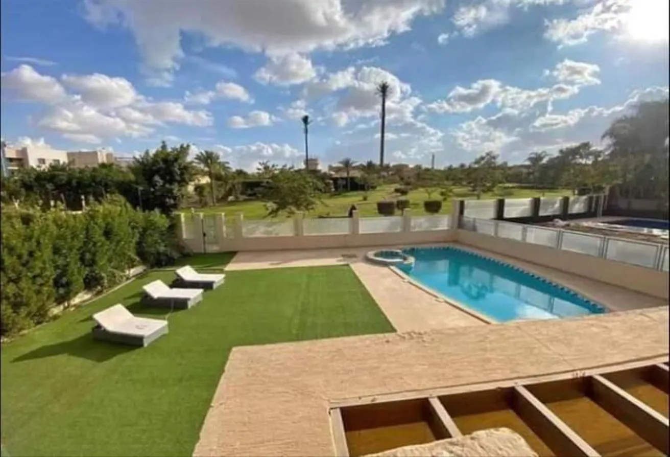 Sale in Al Patio Prime: For sale next to Madinaty (Shorouk), apartment