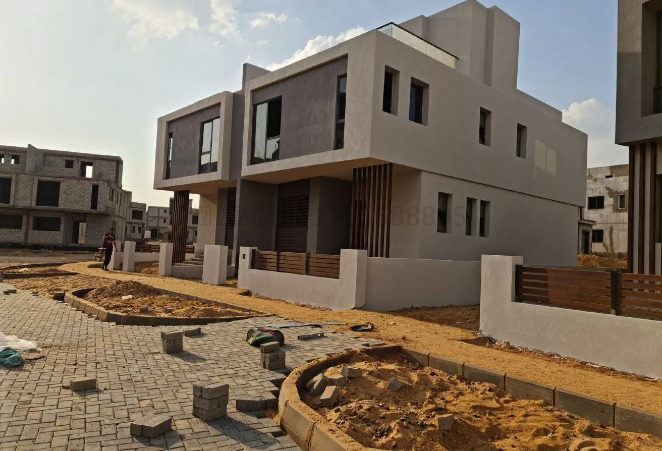 Sale in Noor City: للبيع بنور فيلاQ1موقع مميز بتسهيلات علي14سنه