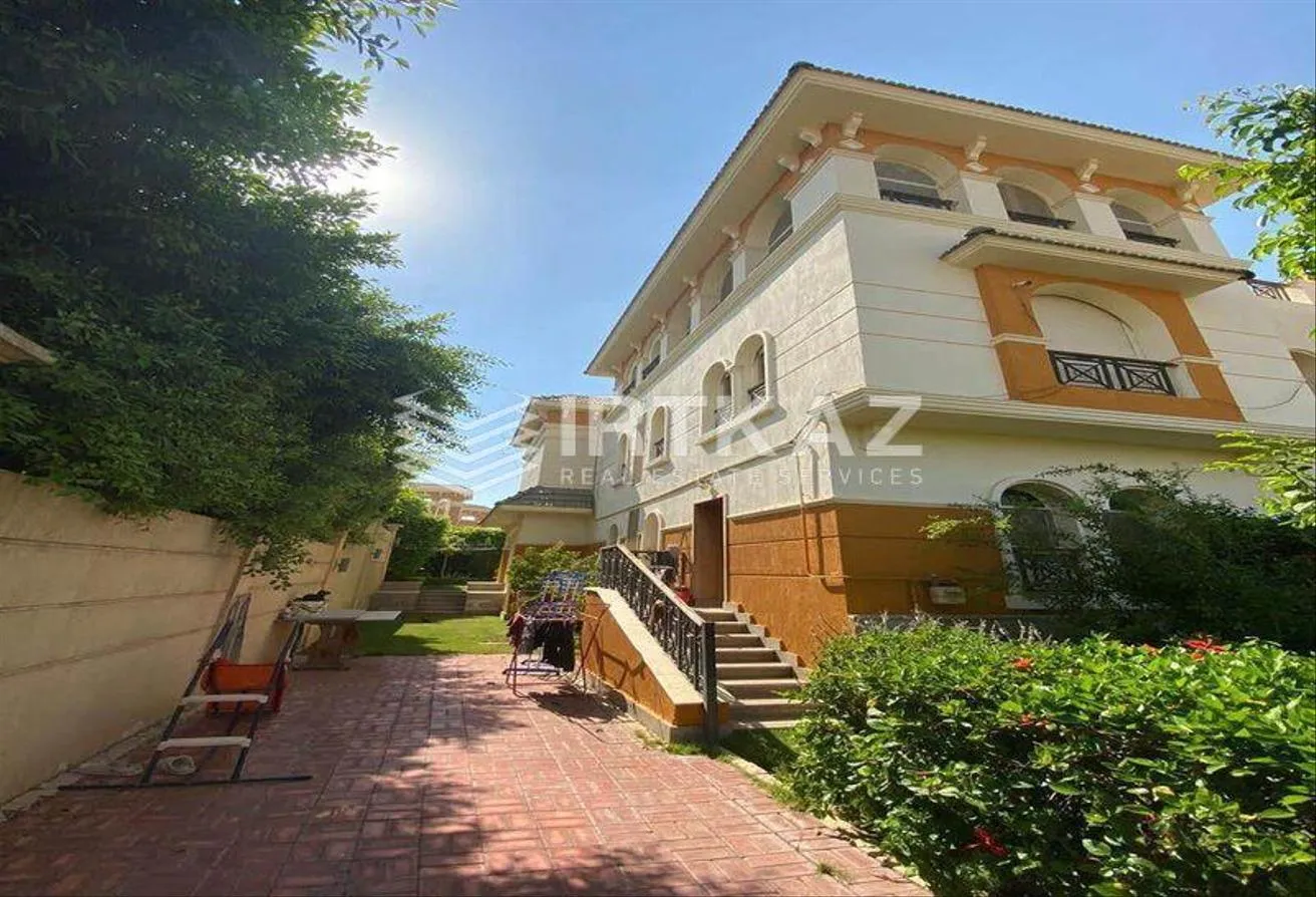 Sale in Dyar Compound: Dyar Compound- Twin House - Prime Location