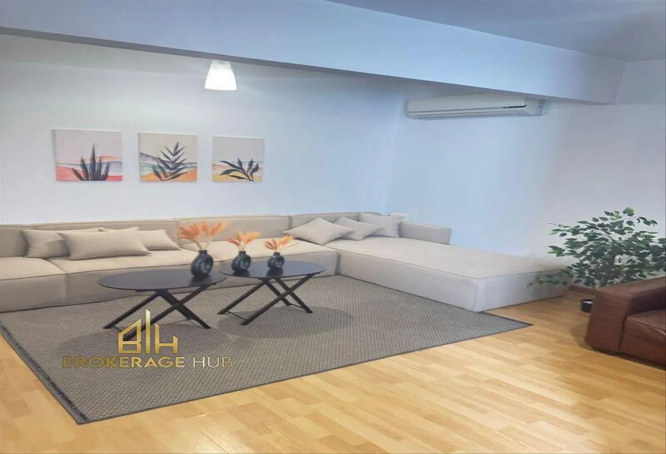 Rent in Galleria Moon Valley: Twin house for rent in a location galleria Moon V,