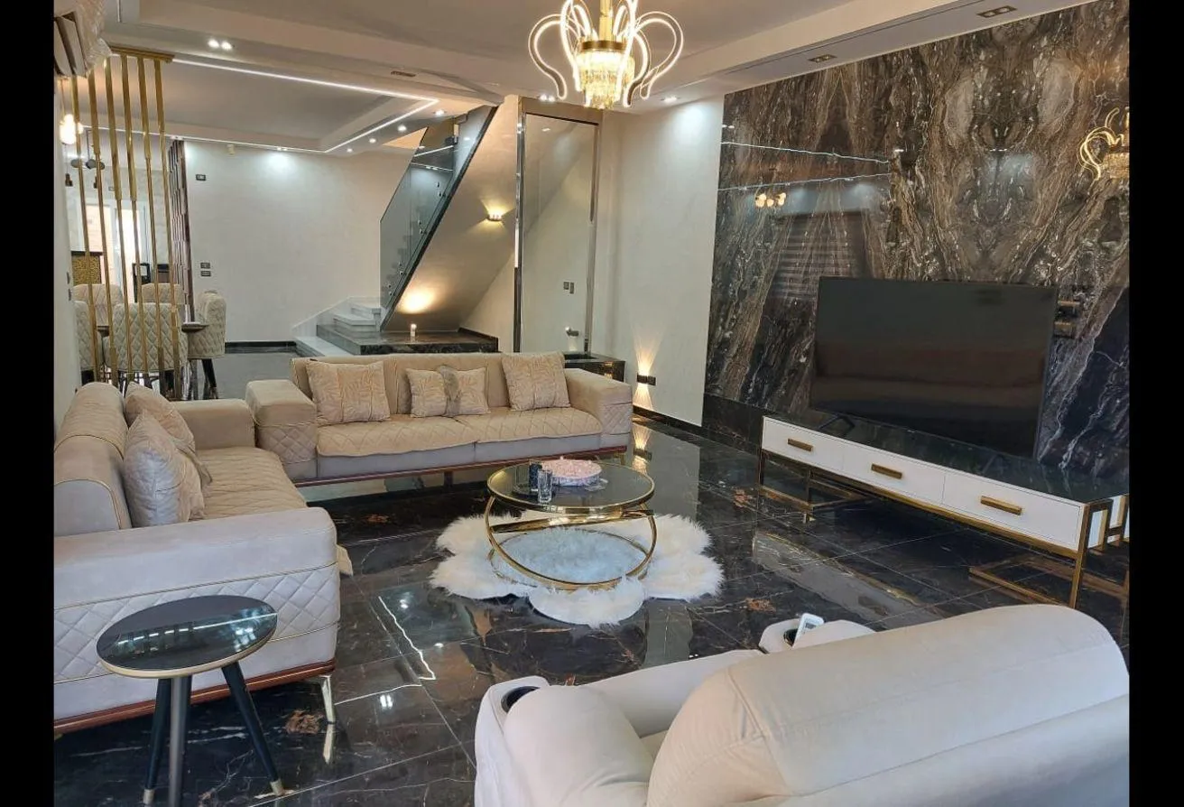 Rent in Mountain View Chill Out Park: للايجار اي فيلا مفروشه كمبوند ماونتن فيو تشل اوت