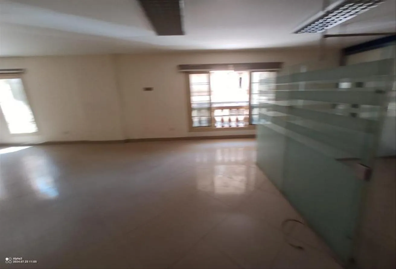 Rent in Masaken Sheraton: مبني ايجار موقع مميز بالشيراتون بدروم و7 ادوار