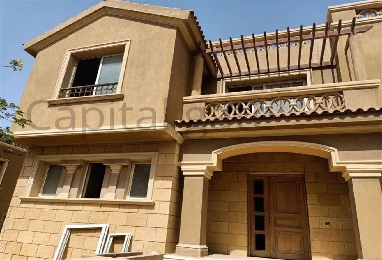البيع في بيلاجيو: امتلك فيلا متشطبه بالكامل بأجمل لوكيشن ببيلاجيو. 