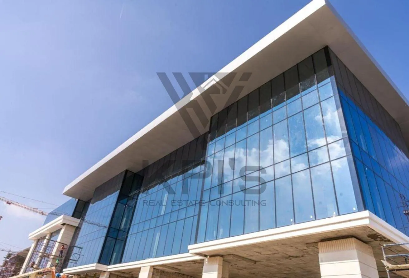 Sale in Golden Gate: Prime office space for sale in golden gate mall