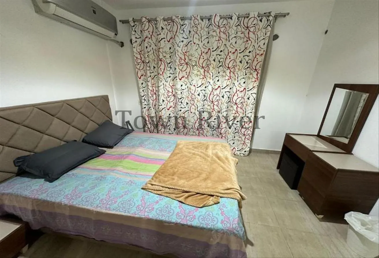 Gallery Image 13