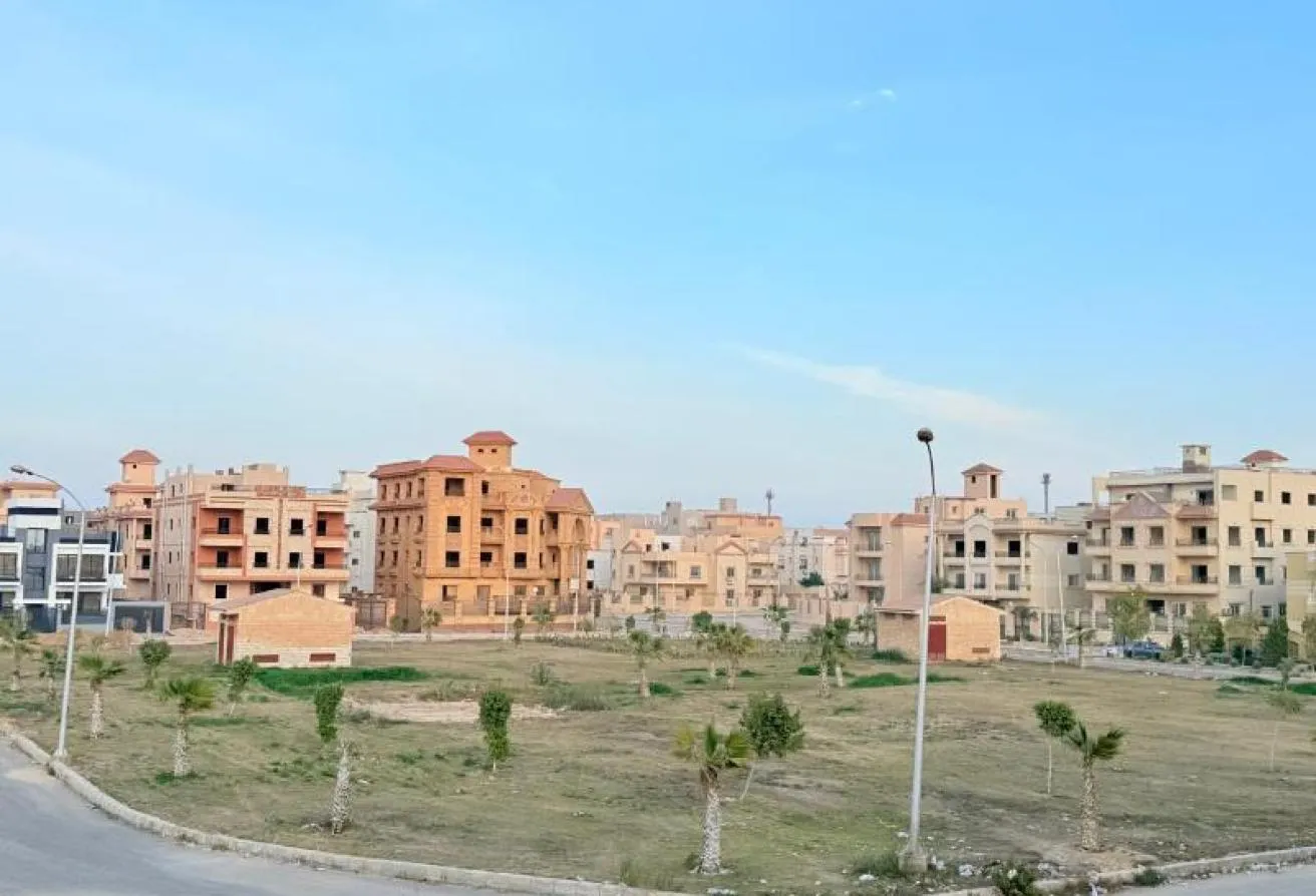 Sale in Touristic 1: دوبلكس مع جاردن سعر لقطة في ارقي مكان شارع النوادي
