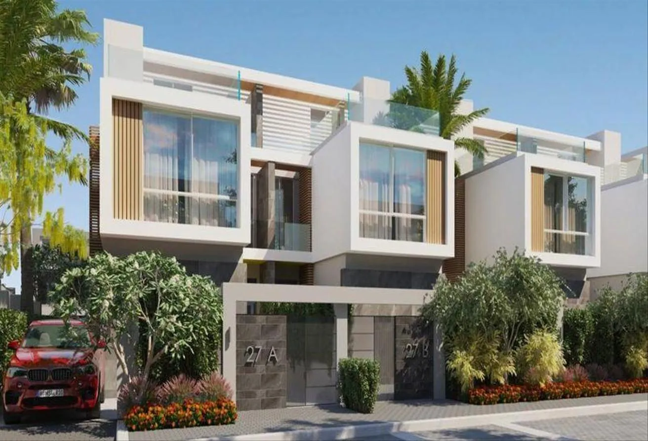Sale in El Patio Vera: 10% DP townhouse in Patio Vera Compound over 7y
